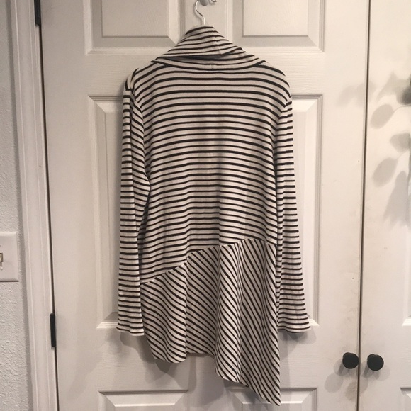 Zenergy by Chico’s brand size 2 pullover tunic top - Picture 5 of 5